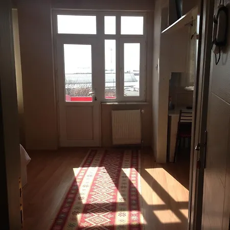 Tura Lägenhetshotell 3*