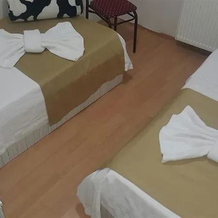 Lägenhetshotell Tura 3*