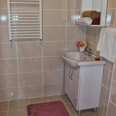 Aparthotel Tura 3*